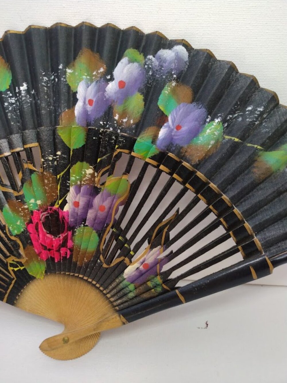 Antique Folding Fan Hand Painted Fabric Carved Wood Ribs Black with Floral - Picture 5 of 16